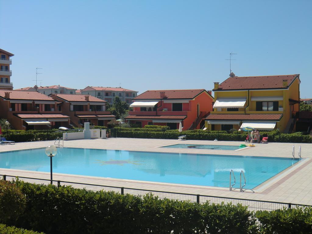 Villaggio Dei Fiori Con Piscina E Posto Incluso Apartment *