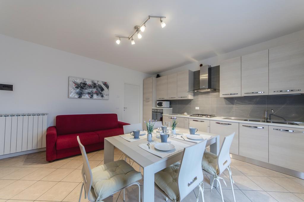 Villaggio Dei Fiori Con Piscina E Posto Incluso Apartment *